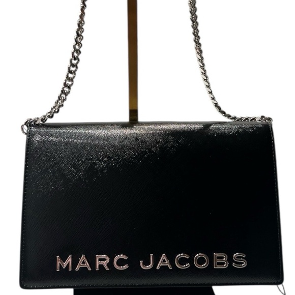 Marc Jacobs Handbags - Marc Jacobs Black Leather Crossbody with Silver Chain
